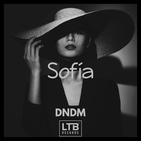 Обложка: DNDM - Sofía