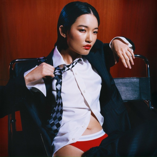 Обложка: Chloe Qisha - 21st Century Cool Girl