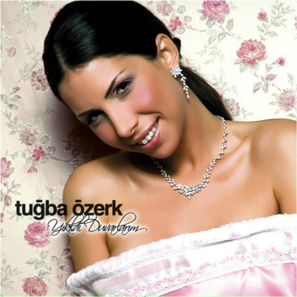 Обложка: Tuğba Özerk - Acı Hatıralar