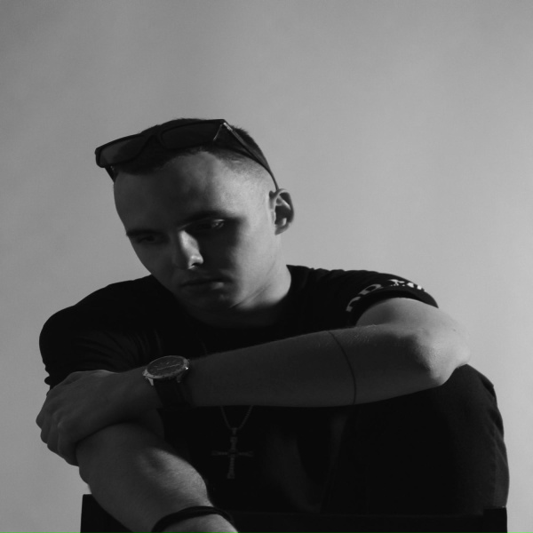 Обложка: RICHI - SORRY