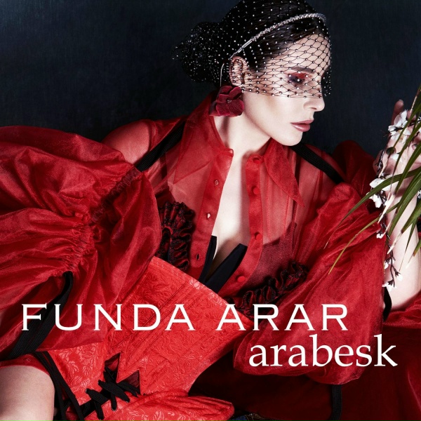 Обложка: Funda Arar - İtirazım Var
