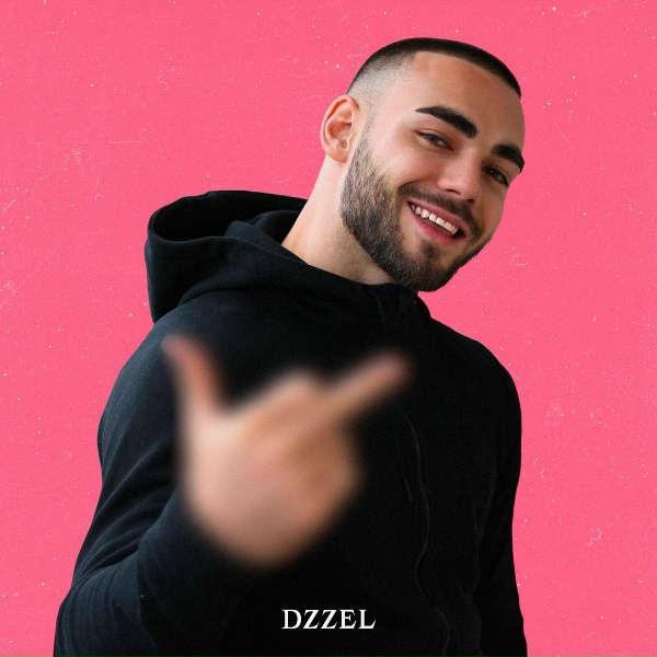 Фото: Dzzel