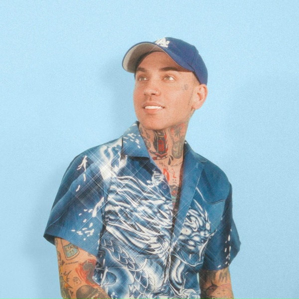 Обложка: blackbear, Lauv - hot girl bummer