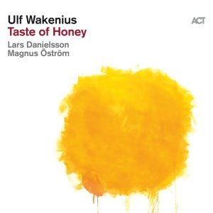 Обложка: Ulf Wakenius, Lars Danielsson, Magnus Öström - Our Lives