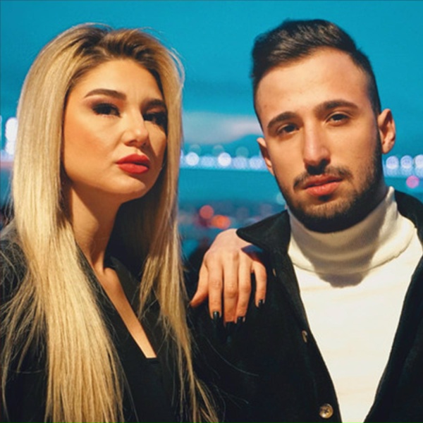 Обложка: Onur Bayraktar, Gizem Kara - Ayrılamıyorum Senden