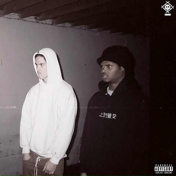 Обложка: Xavier Wulf, Bones - Winter