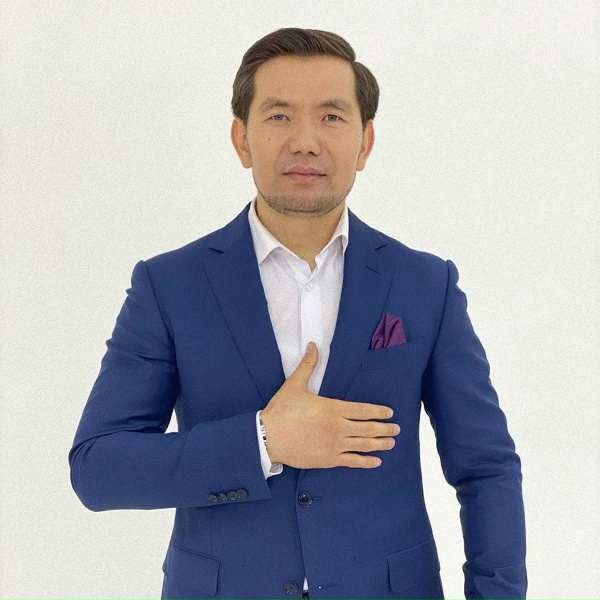 Обложка: Ибрагим Ескендір - Көк тудың желбірегені