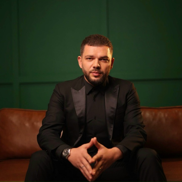 Обложка: Arabo Ispiryan - De Par Ari