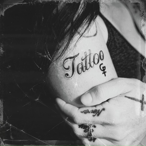 Обложка: girlfriends - Tattoo