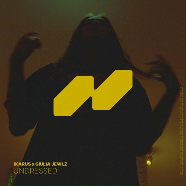 Обложка: Ikarus, GIULIA JEWLZ - Undressed