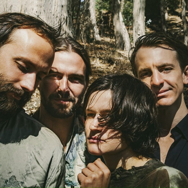 Обложка: Big Thief - Shoulders