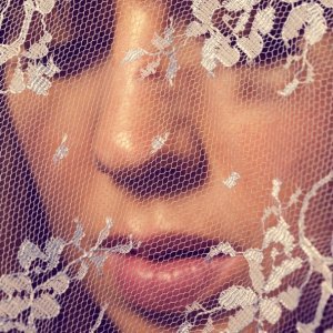 Обложка: Ella Vos - White Noise