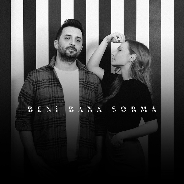 Обложка: Cihad Selamlar, Başak Gümülcinelioğlu - Beni Bana Sorma