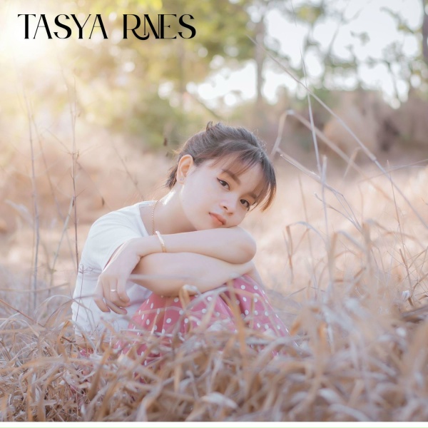 Обложка: TASYA RNES - Tak Pernah Kau Hargai