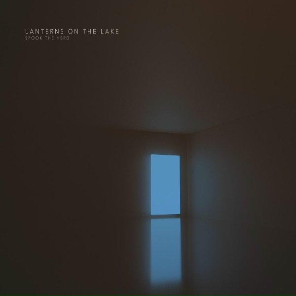 Обложка: Lanterns on the Lake - A Fitting End