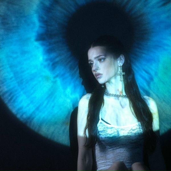 Обложка: TALIA - Целуй меня