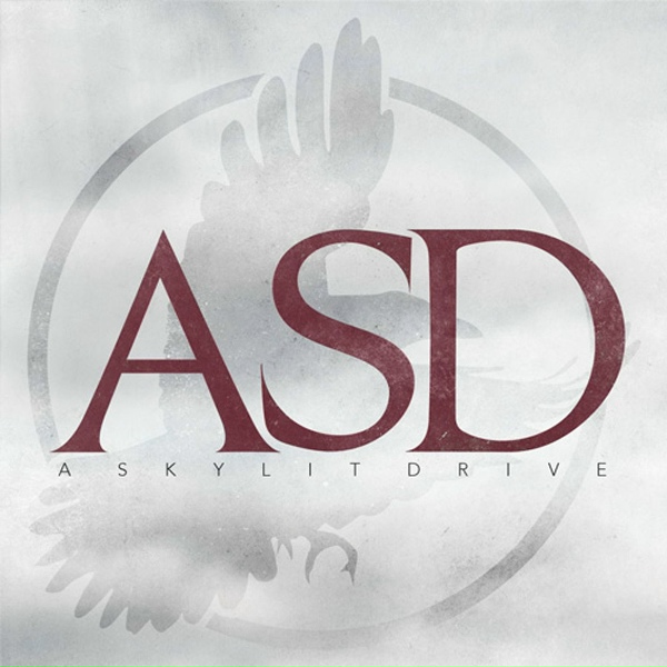 Обложка: A Skylit Drive - Falling Apart In A (Crow)ded Room