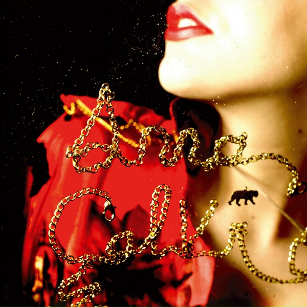 Обложка: Anna Calvi - The Devil
