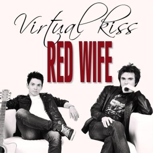 Фото: Red Wife