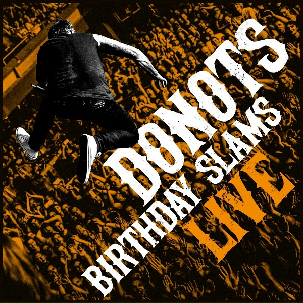 Обложка: Donots - Wake The Dogs