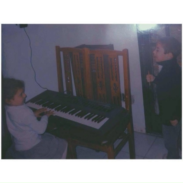 Обложка: yung plugg - Hiciste Llorar a un Gangster