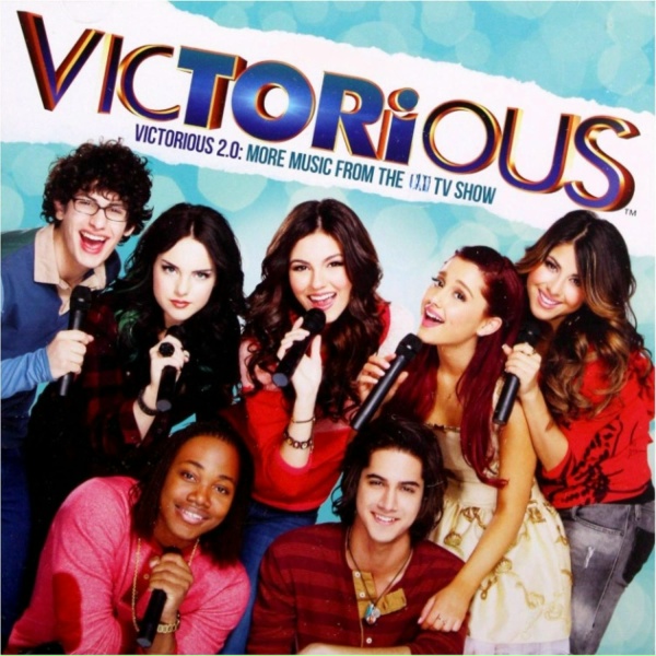 Обложка: Victoria Justice, Elizabeth Gillies - Take a Hint